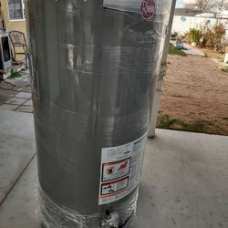 Gas Water Heater 75 Gallon 50 And 40 Gallon New Display Models With 1 Yr Warranty 