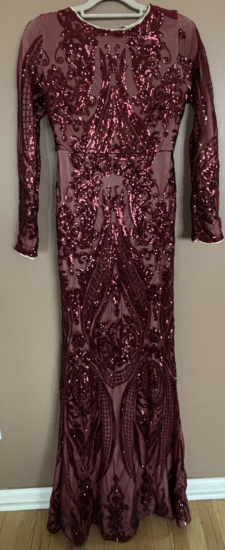 Burgundy Sequined Gown By Fashion Nova🔴Read FULL Description Below🔴