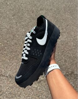 Nike C1TY
