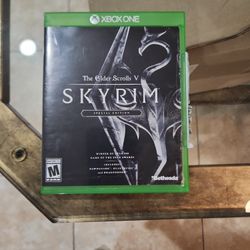 Xbox One Game - Elder Scrolls V Skyrim 