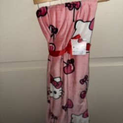 Hello Kitty Cherry Blanket 