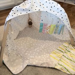 Lovevery play gym With Tent And Cards