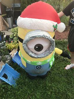 Christmas minion