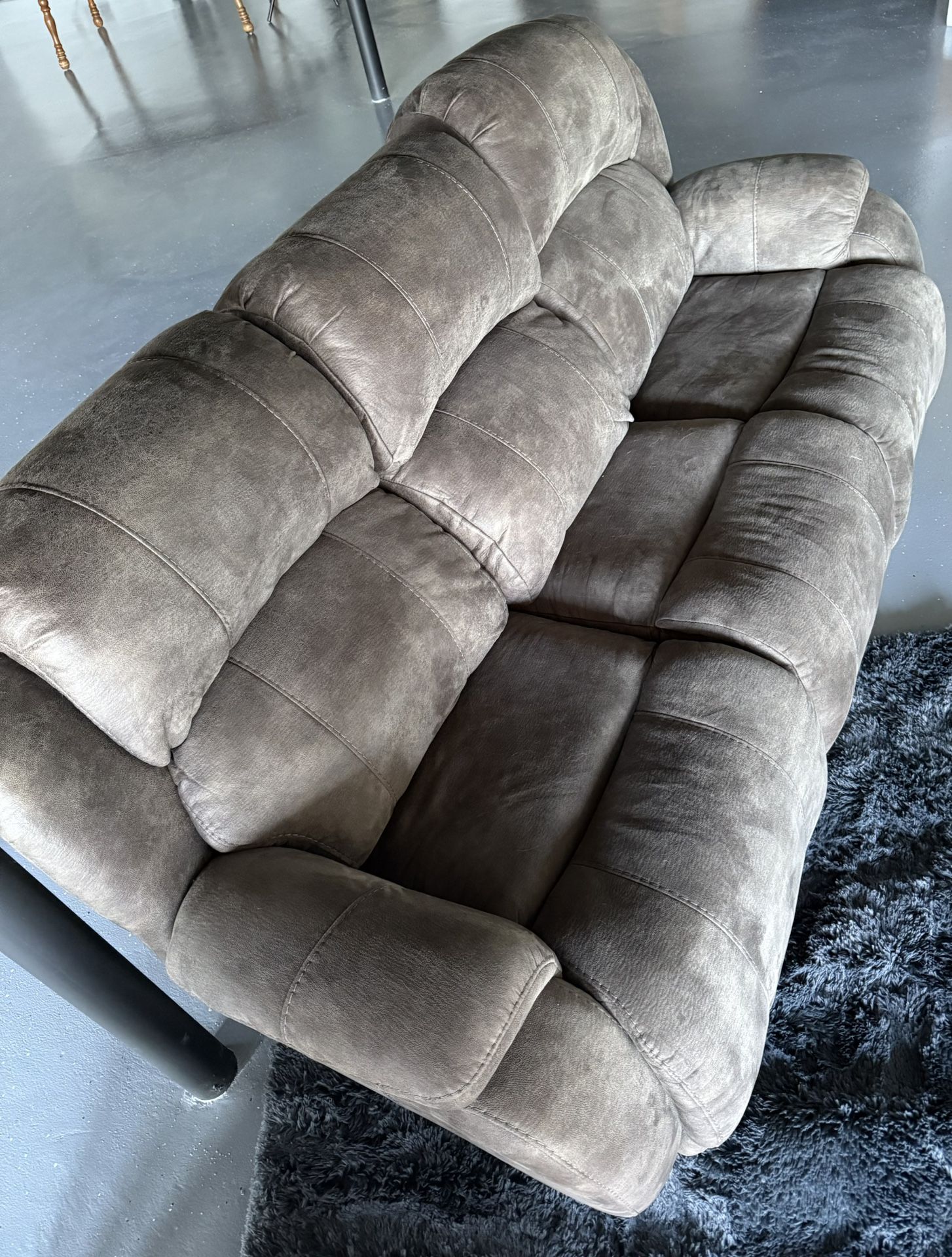 Manual Reclining Sofa/Couch