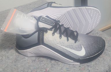 Nike Metcon 6 Women's Training Shoes
Size 11