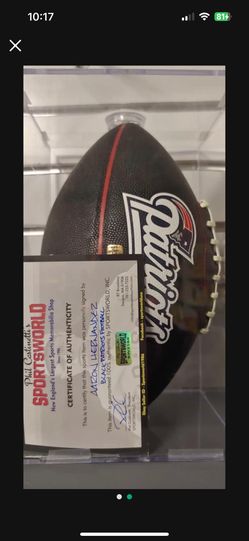 Aaron Hernandez autographed Football 2500$