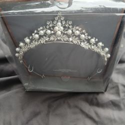 Tiara