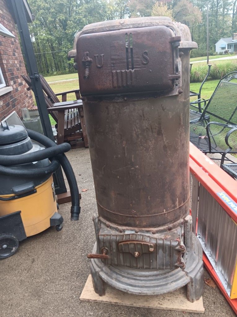 Standing Wood/coal Stove