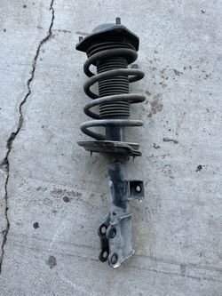 2014 Hyundai Elantra  Front Strut