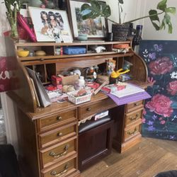 FREE- Wooden Roll-Up Desk