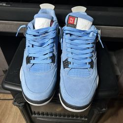 Jordan 4 University Blues