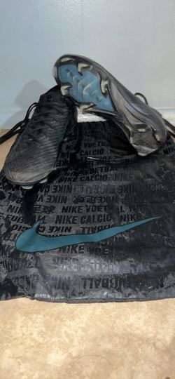 Nike Soccer Cleats with Bag Size 5.5 Elite