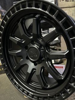 17”x8.5” AMERICAN OUTLAW SPIKE-R WHEELS FOR SALE!!!!!