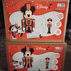 Christmas Minnie Mickey LED 5ft Nutcracker 