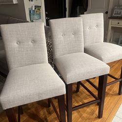 3 bar stools bar height. 28  inch seat height