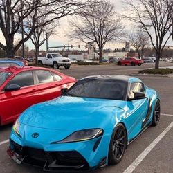 Vehicle vinyl wrap