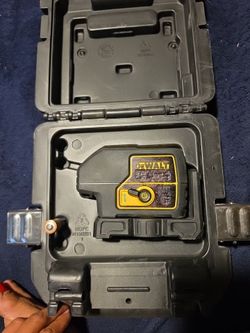 DEWALT DW083CG Green 3-Beam Self-Leveling Laser Pointer 100FT w/ Hard Case TESTED