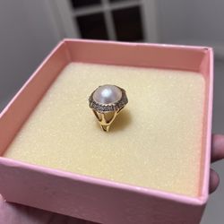 14k Mabe Pearl & Diamond Gold Ring - Size 7
