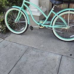 Beach Cruiser   Bike 3 SPEEDS