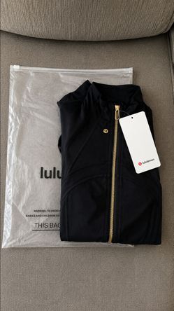 Black Lululemon Define Jacket