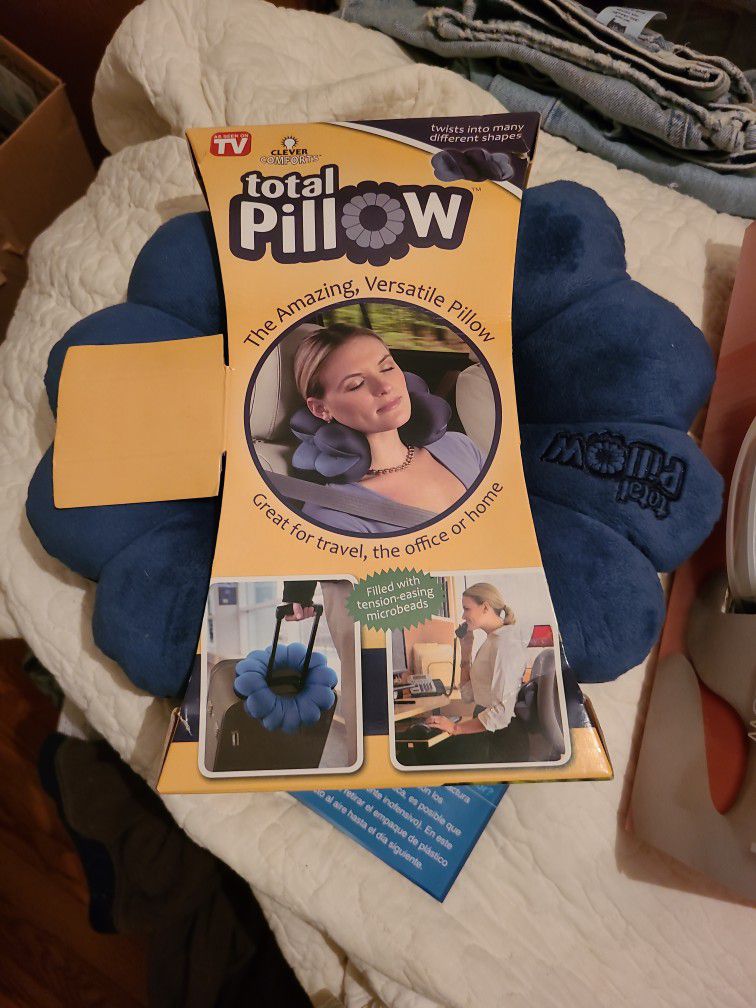 Total Neck Pillow