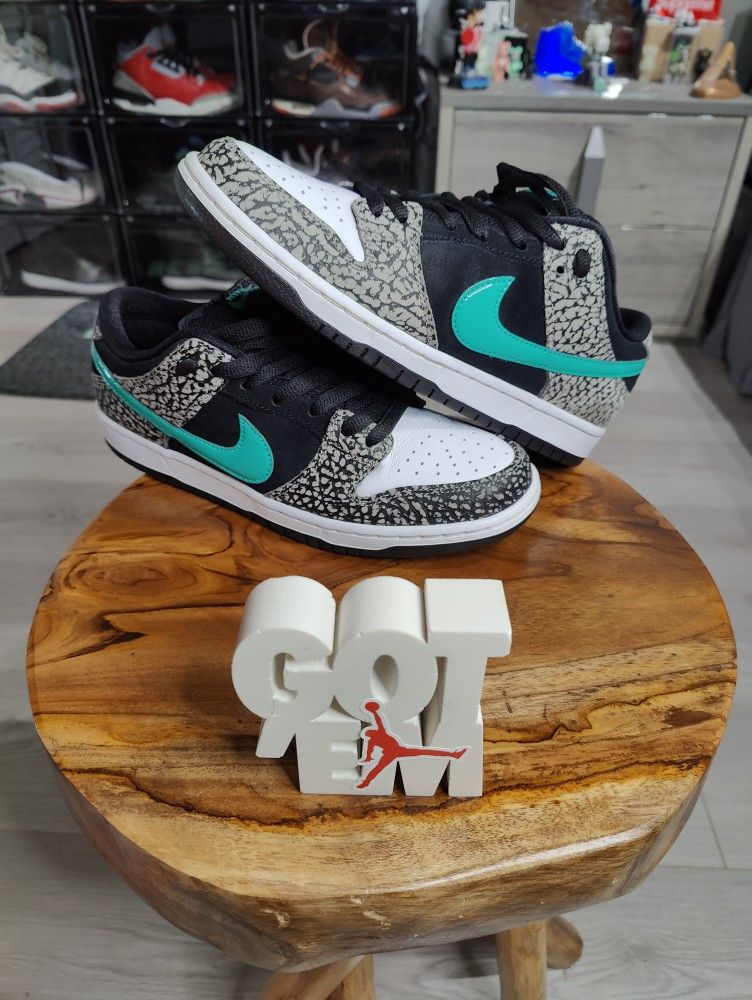 abrazo atómico Comprensión Size 8.5 Men's Nike SB Dunk Low Atmos Elephant Print for Sale in Miami, FL  - OfferUp