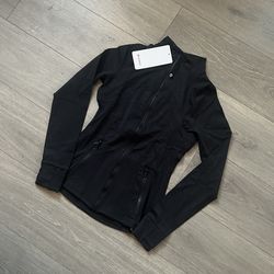Lululemon defined jacket