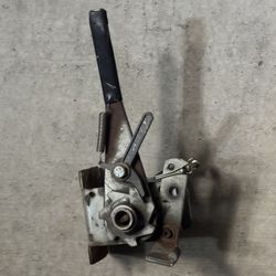 Ratchet For Car Tow Dolly ( Only Part In Pictures )