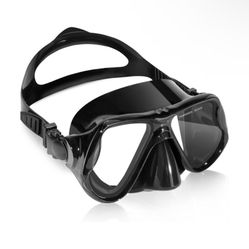 NWT Keary Swimming Goggles W/ Nose Cover - Adjustable Size