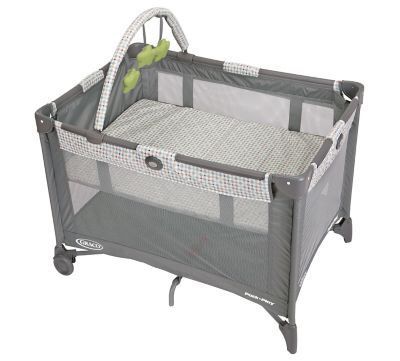 Bassinet - Graco - Pack 'N Play On The Go Playard - WITH Mattress