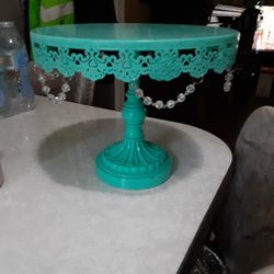  Cake Stand With Four Cupcake Stands