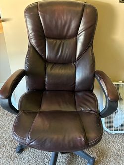 Brown Leather Executive Office Chair