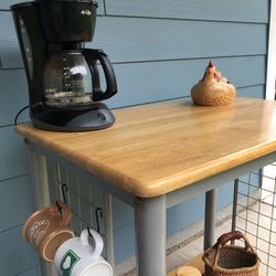 Kitchen Island, Coffee Cat, Bar Cart 