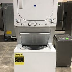 GE GUD24ESSMWW WASHER DRYER  Stacked Laundry Center