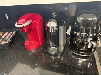 Nespresso Vertuo Coffee and Espresso Maker by Breville, Chrome