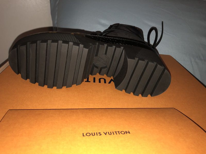 Louis Vuitton Laureate Boots 38 for Sale in Philadelphia, PA - OfferUp