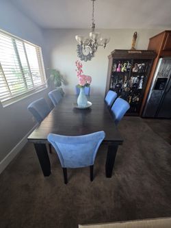 dinning table