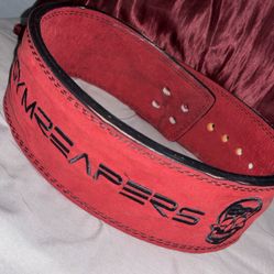 Weight lifting belt
