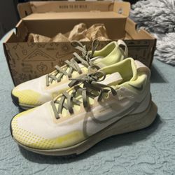 Nike