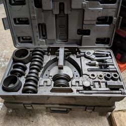 Hub Tamer FWD Wheel Drive Tool Set