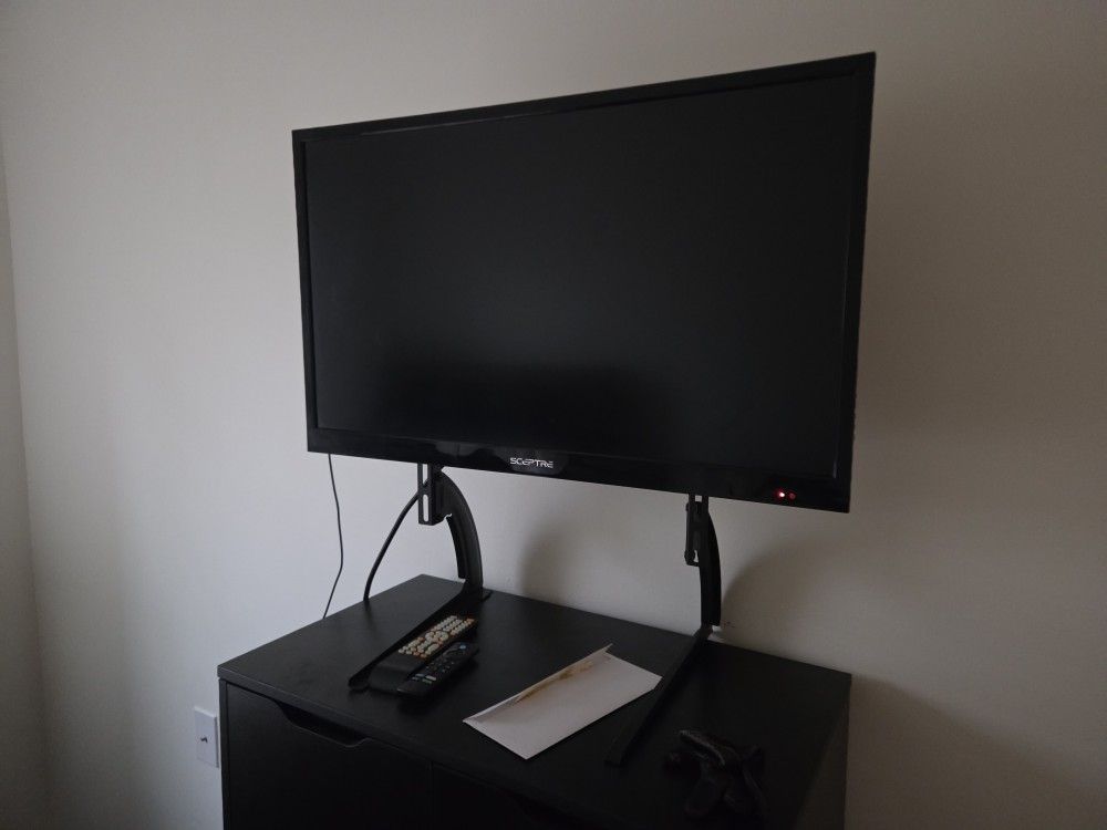 32 Inch TV With Amazon Firestick