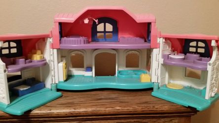 Fisher price Little People dollhouse with sounds