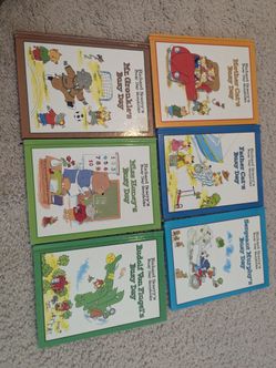 Richard scarry storybooks for baby/toddler