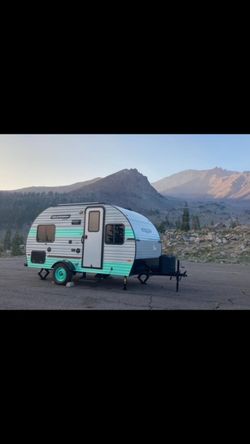 2021 Sunset Sunray 149 16 ft Camper Trailer Turquoise White Wood