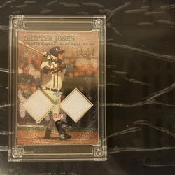 Chipper Jones Jersey Fusion 42/75 Game Worn Swatch
