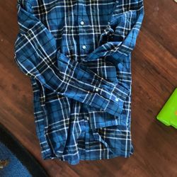 American Eagle 🦅 Men Shirt 👔 Size L Paid 39.95 Plus Tax Brand New With Tags Attached 