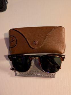 Ray Ban Clubmaster Classic RB3016