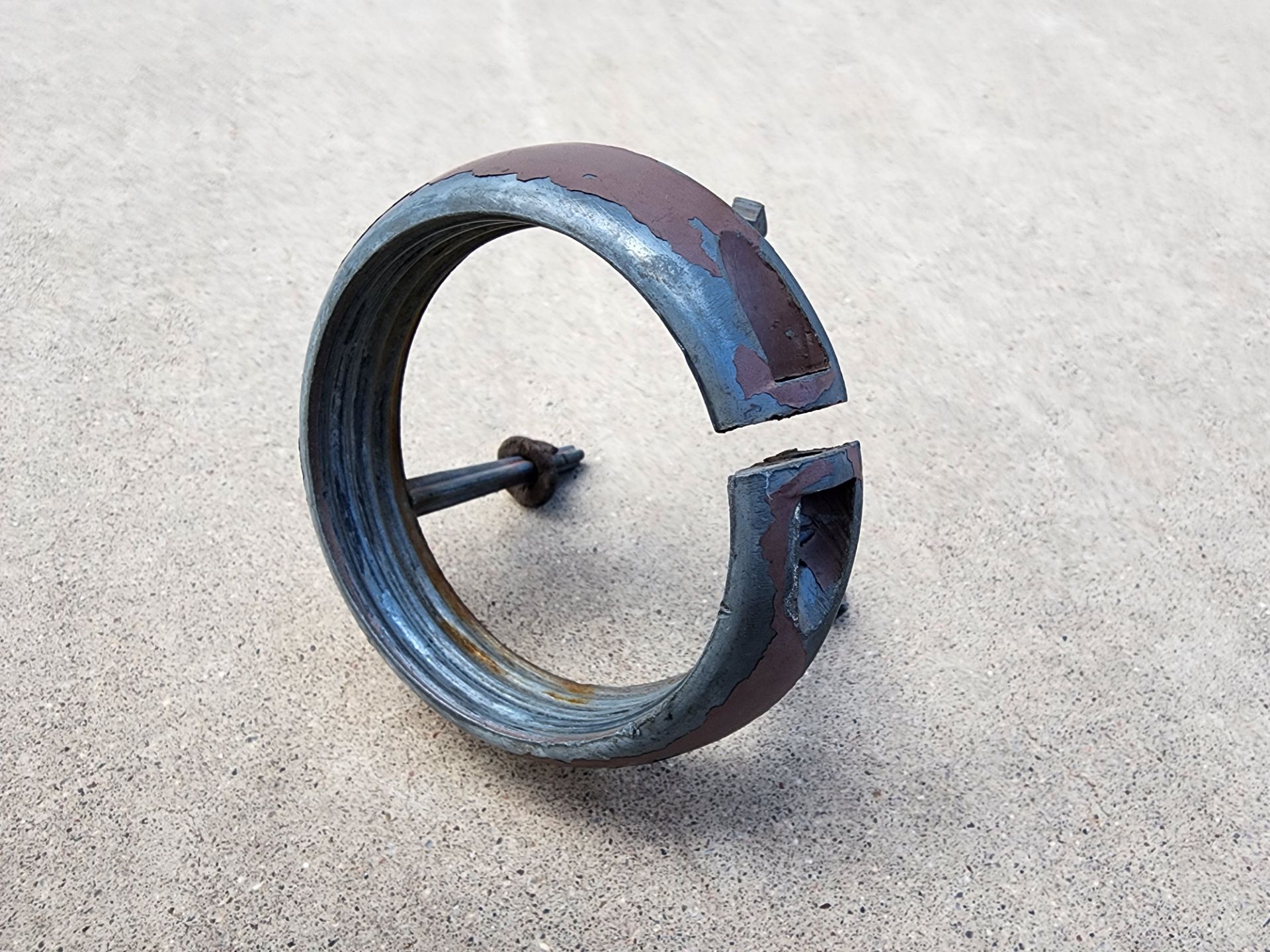 OEM 1941 Chevrolet Master Deluxe Horn Button Retainer Original