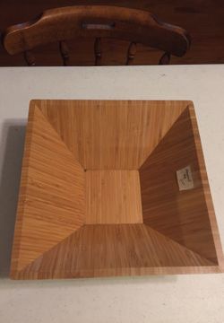 Pampered Chef bamboo bowl