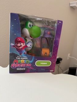 Yoshi figurine new